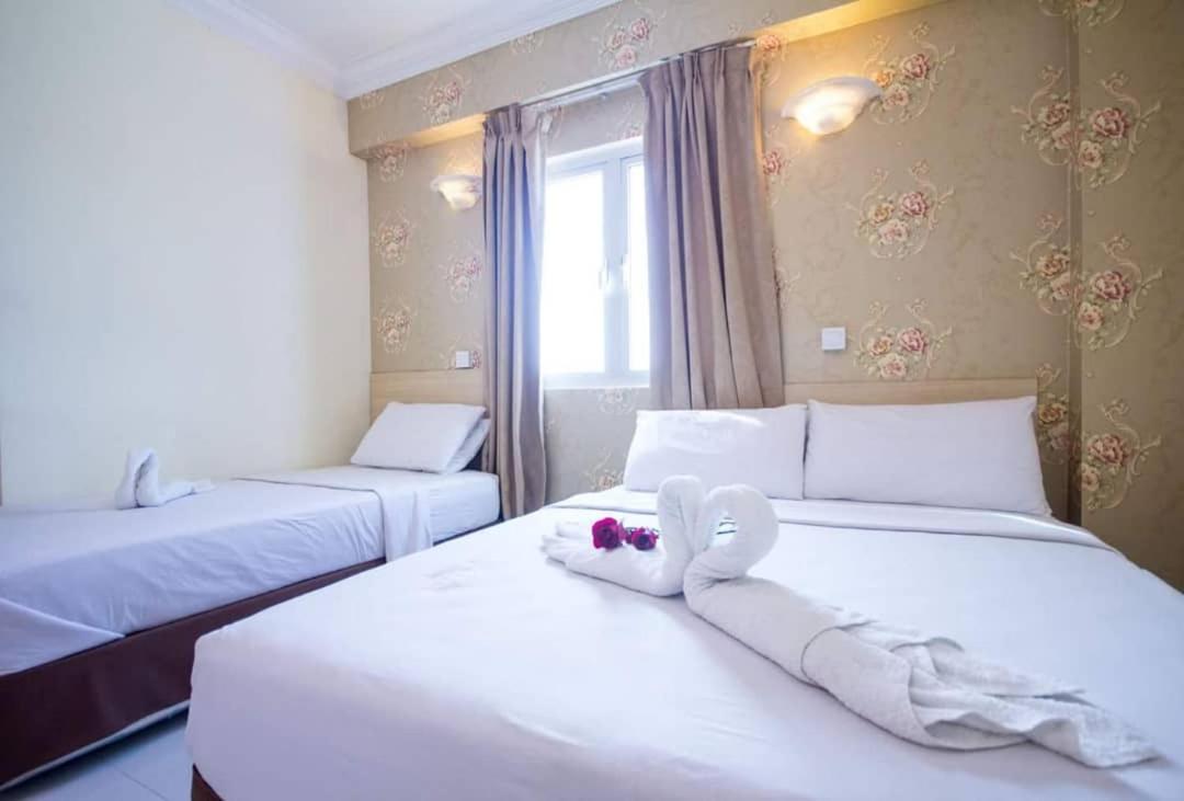 Hotel Sea Princess Teluk Bahang Eksteriør billede