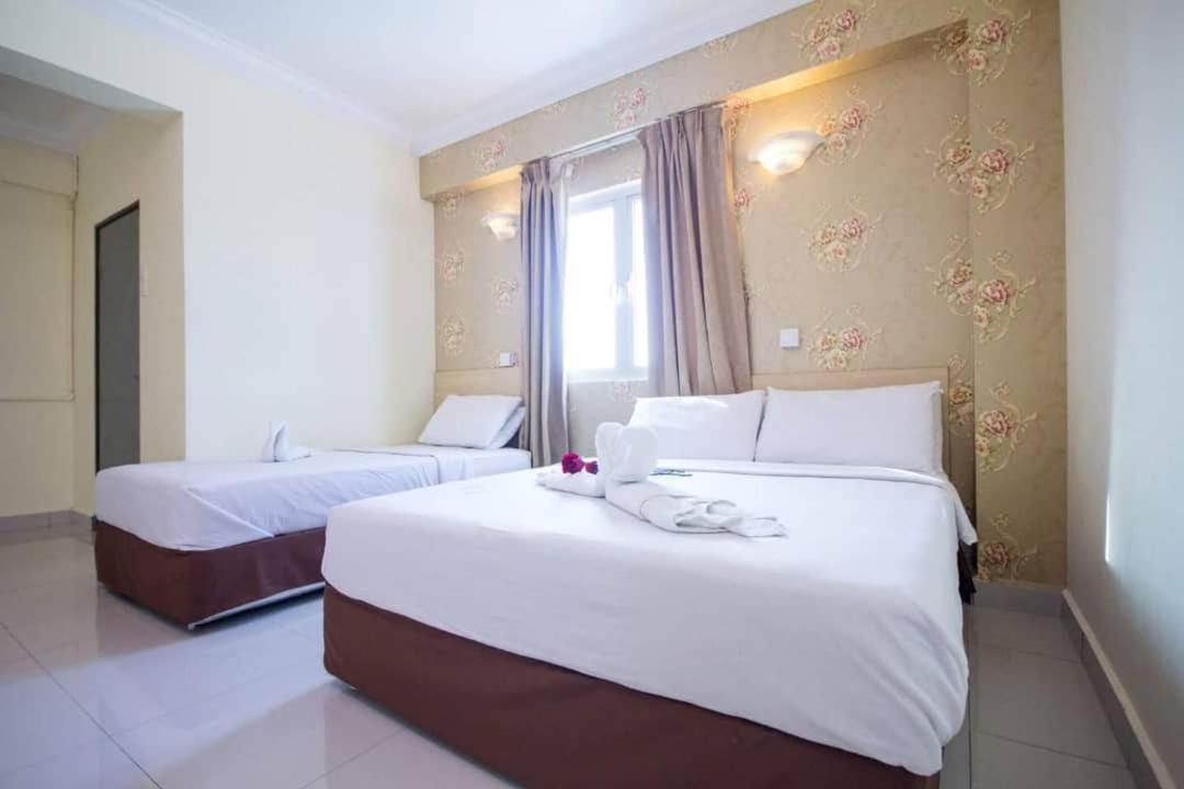 Hotel Sea Princess Teluk Bahang Eksteriør billede