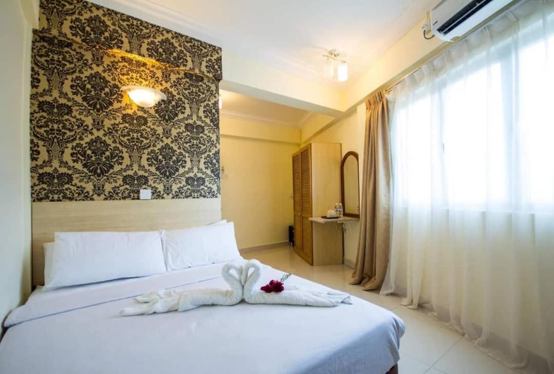 Hotel Sea Princess Teluk Bahang Eksteriør billede